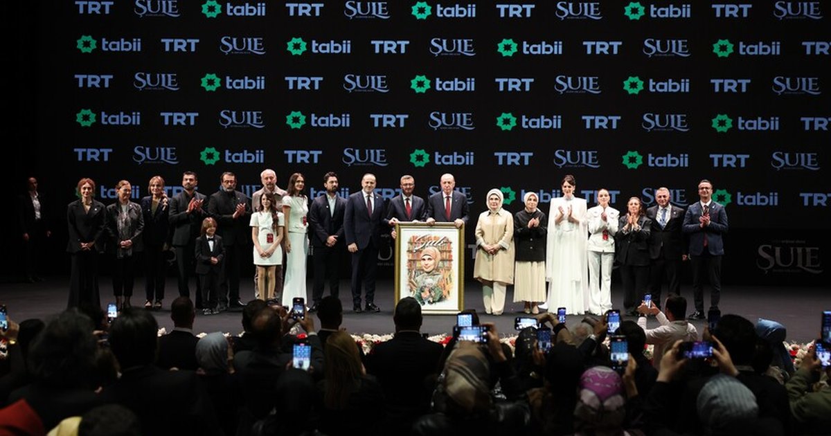 Şule Senin Hikayen dizisinin galası AKM'de yapıldı