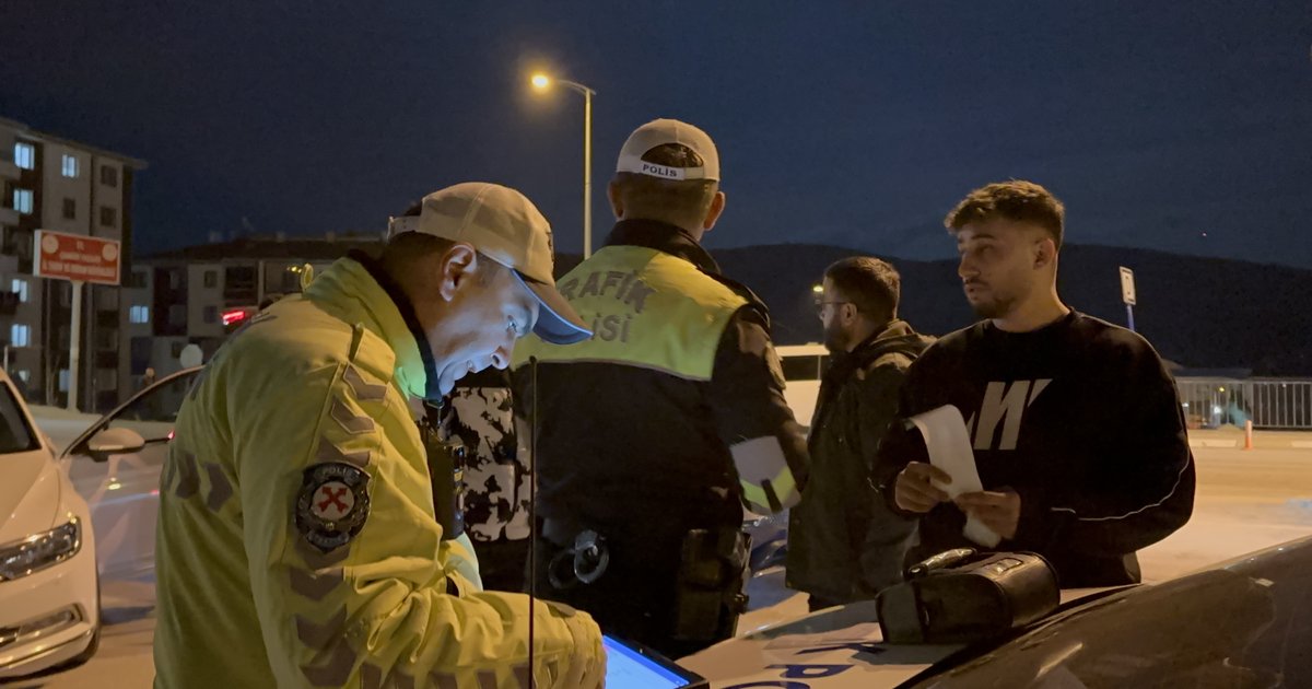 Araçta Yönetmelik Dışında Ses Sistemi Bulundurmaktan Ceza