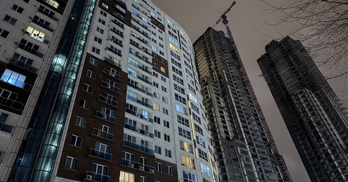 Esenyurt'ta 2 kişi silahla vurularak ölü bulundu