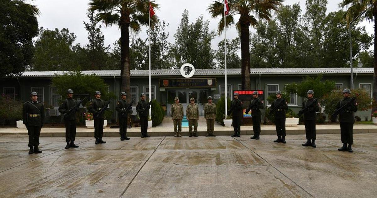 Kara Kuvvetleri Komutanı Orgeneral Metin Tokel, KKTC'de denetimde
