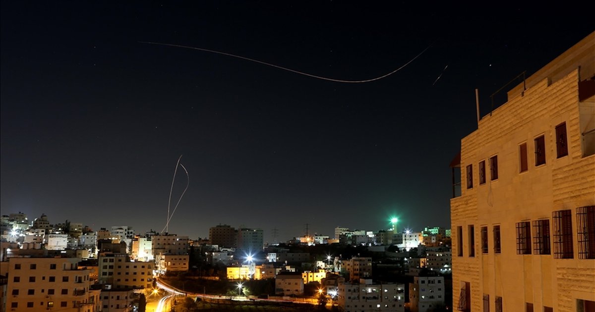 İran'ın İsrail'e attığı füzeden 3 Filistinli öldü