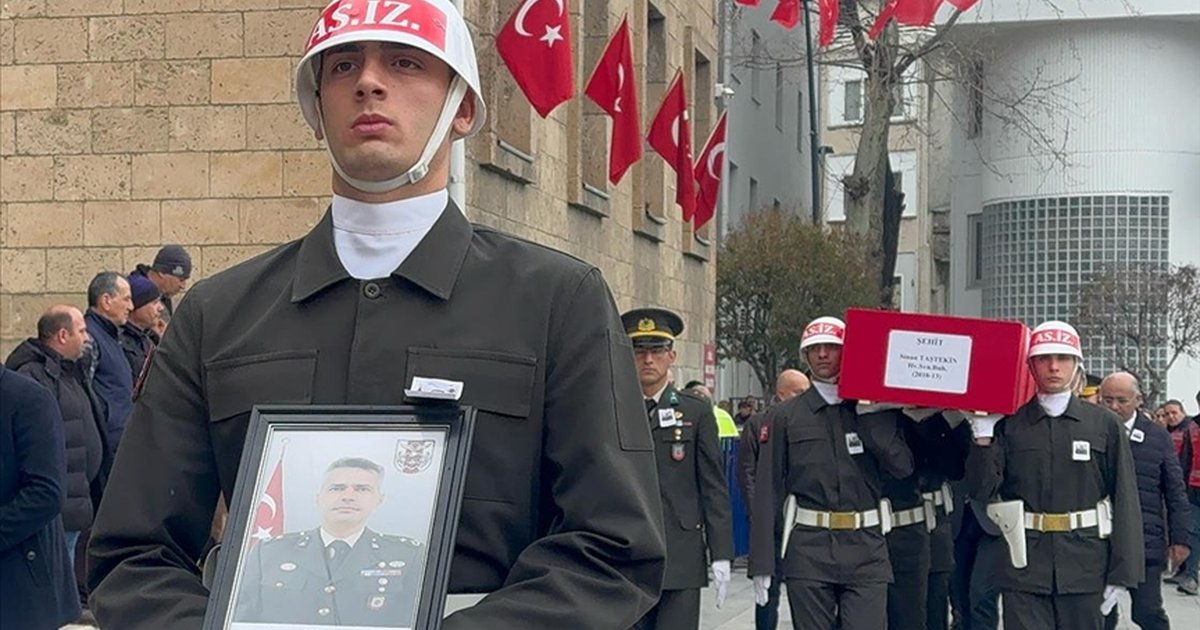 Katar'da şehit olan binbaşı Isparta'da defnedildi