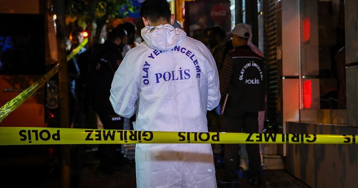 İzmir'de eski eşini katledip intihar etti