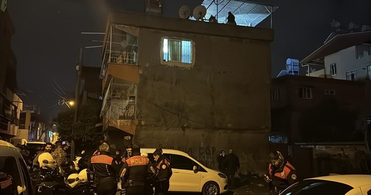 Adana'da binanın damında patlama: 1 ölü, 1 yaralı