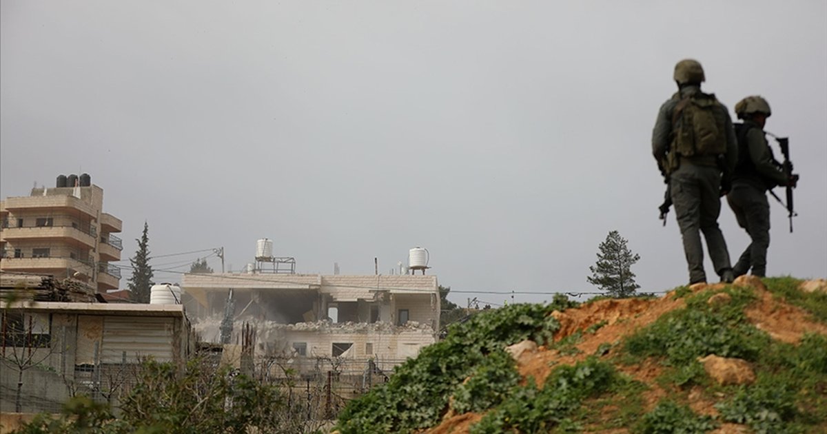 İsrail askerleri Batı Şeria'da Filistinli çocuğu yaraladı