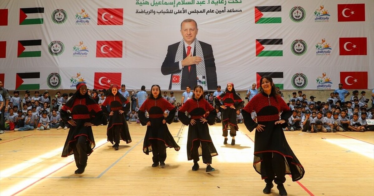 Gazzeli çocuklar Türkiye'nin desteğiyle yaz kamplarında umut buluyor