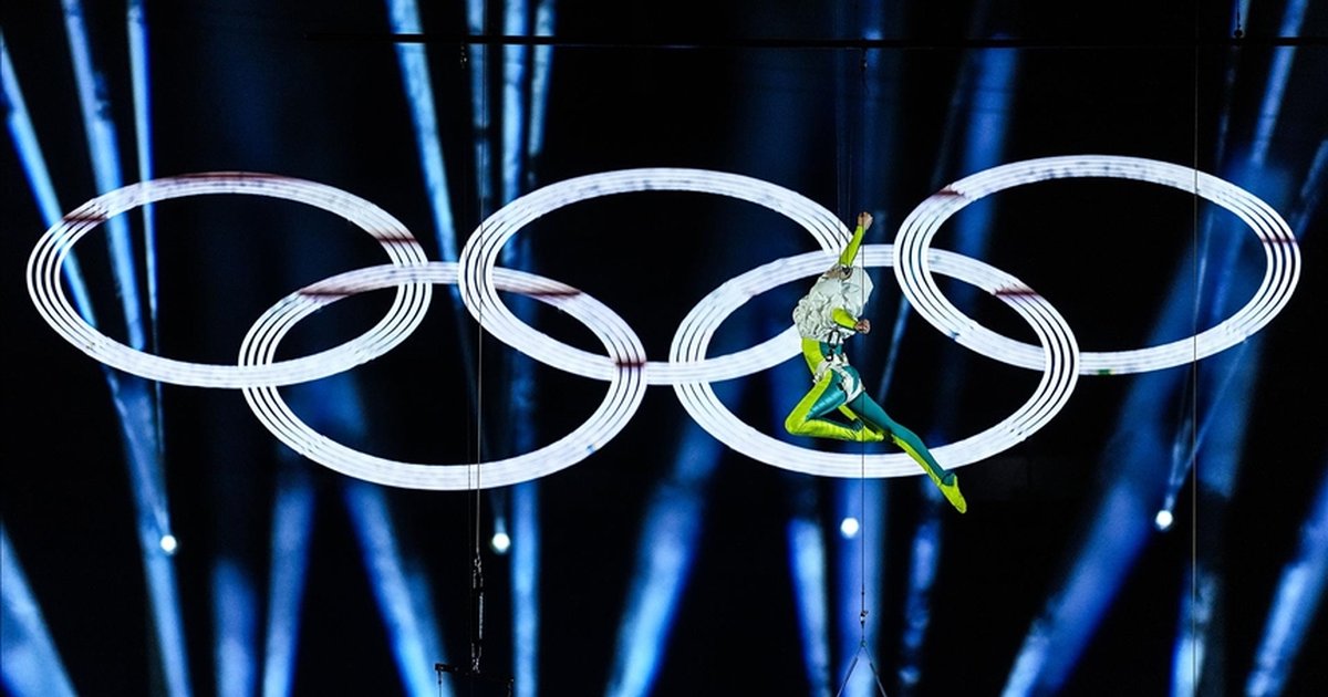 2024 değil, doğru yıl olmalı, örneğin: '25. Kış Olimpiyat Oyunları Milano-Cortina 2026'da Sona Erdi'