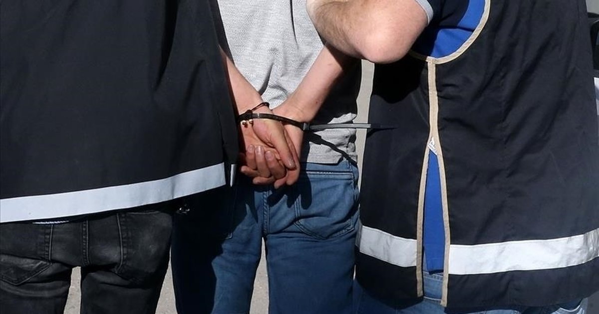 FETÖ'nün Deniz Kuvvetleri Komutanlığı sorumlusu İstanbul'da yakalandı