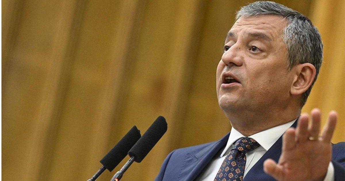 Özgür Özel'in 'Başucu Kitabım' dediği kitap tartışma yarattı