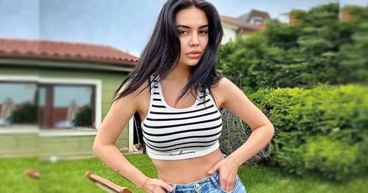 Ece Ronay hakkında TSK'ya yönelik paylaşımları nedeniyle soruşturma başlatıldı