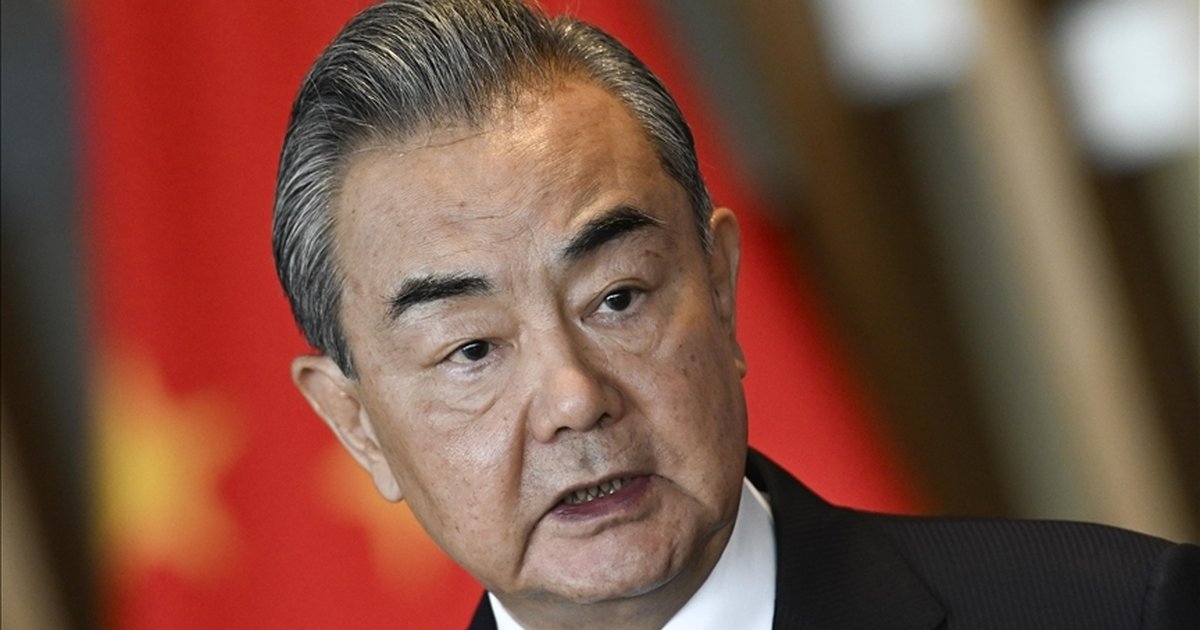 Çin Dışişleri Bakanı Vang'dan İran'a saldırılara tepki çağrısı