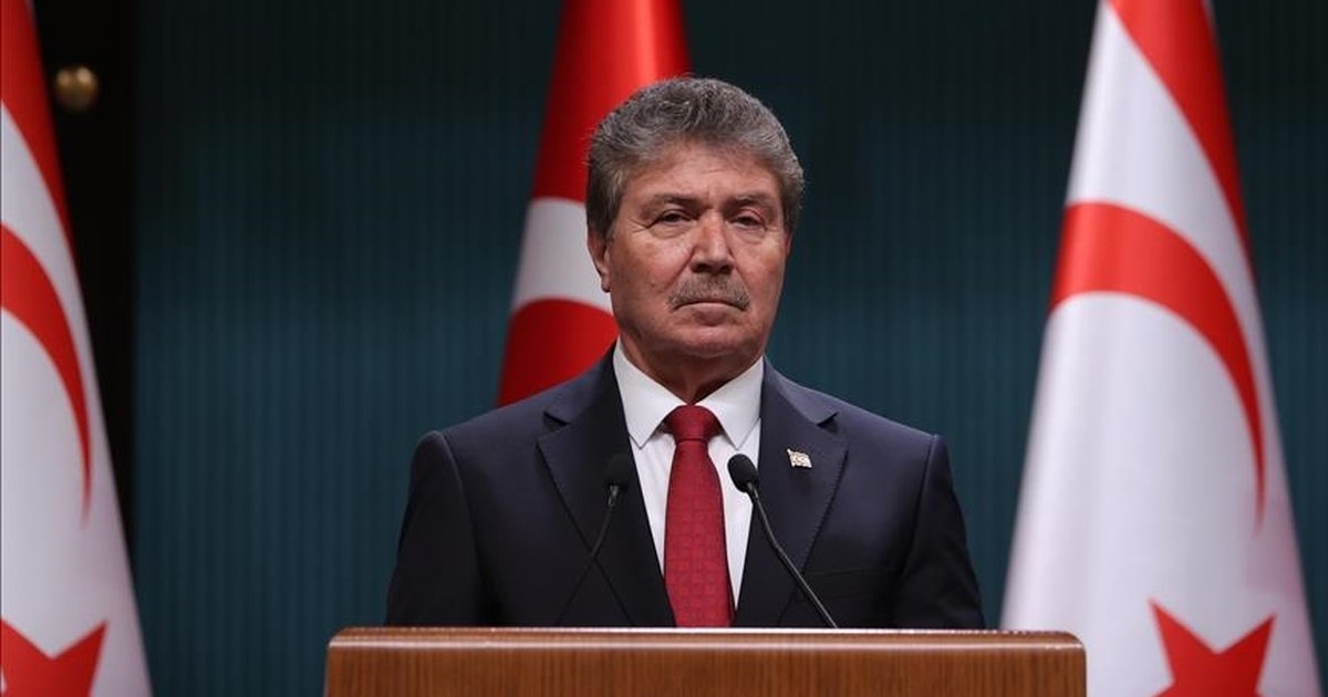 KKTC Başbakanı Üstel'den İngiltere'ye savaş uyarısı