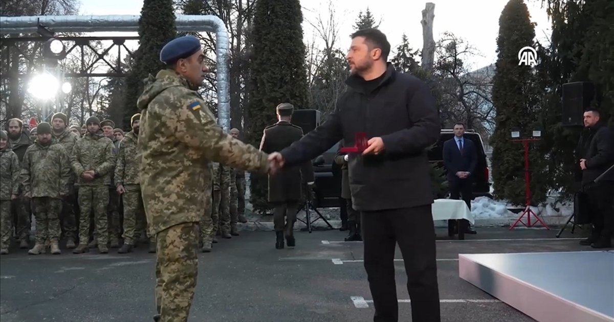 Zelenskiy Kiev'de iftar programına katıldı