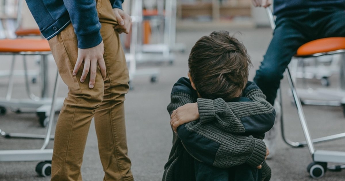 İzmir'de Özel Okulda Akran Zorbalığı ve Veli Saldırısı
