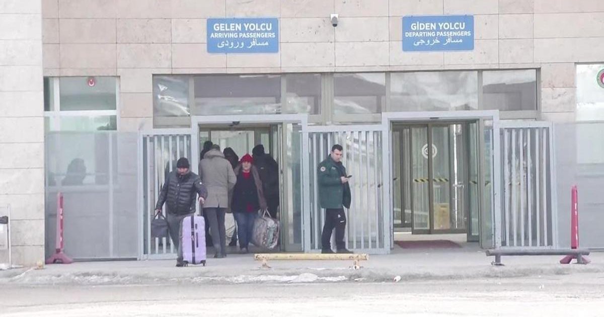 Türkiye-İran sınırında hareketlilik: 7 bin 300 kişi geçti