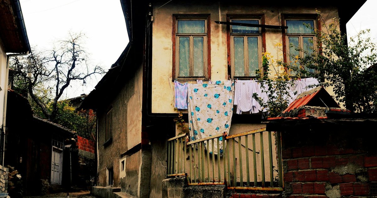 Avcılar'da çamaşır suyu tesisinde zehirlenme: 8 kişi hastaneye kaldırıldı