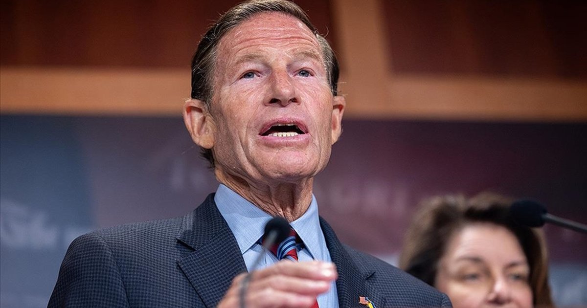 ABD'li Senatör: Trump Yönetimi İran'a Asker Göndermeye Hazırlanıyor