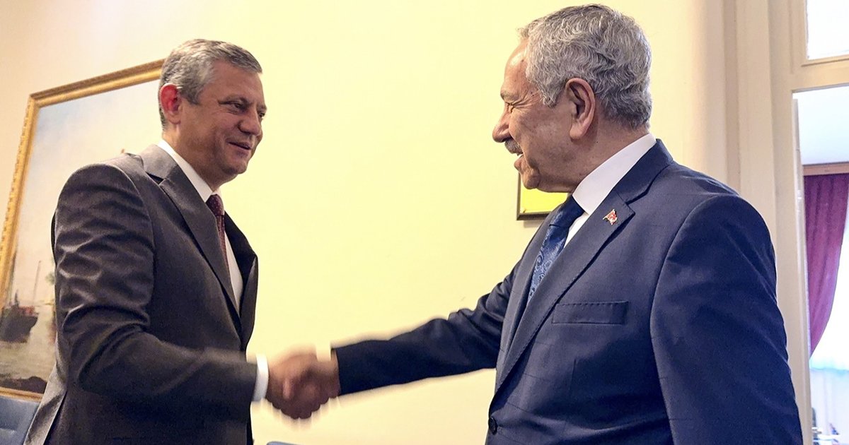 Özgür Özel'den Bülent Arınç'a ziyaret