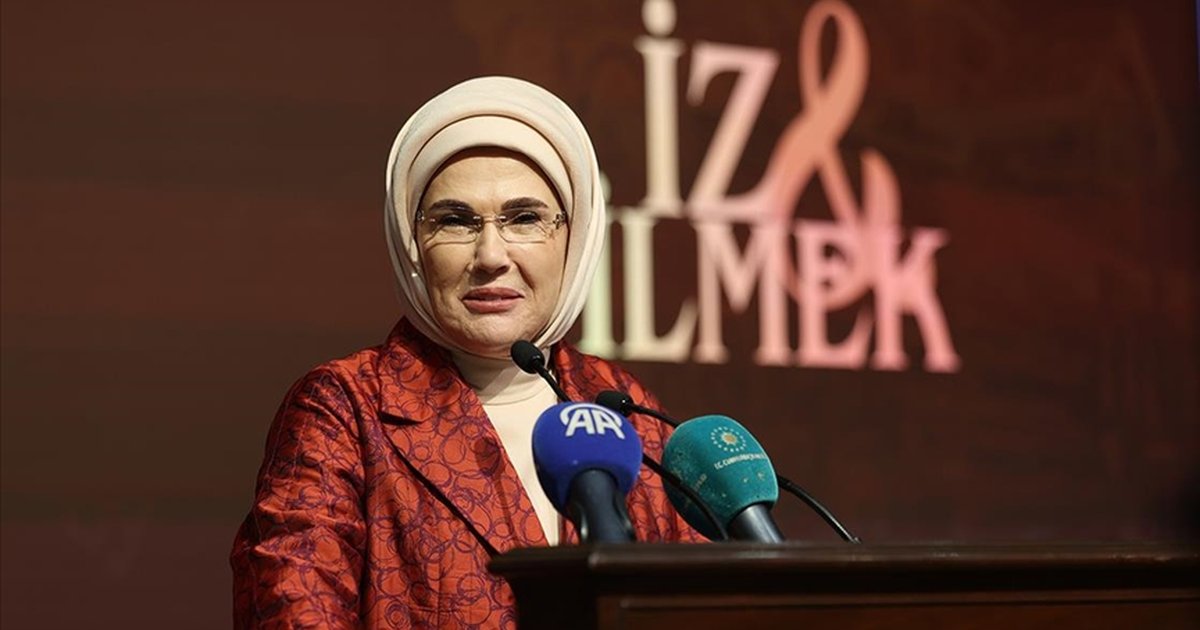 Emine Erdoğan, AK Parti İstanbul Kadın Kolları ile Vefa İftarı'na katıldı
