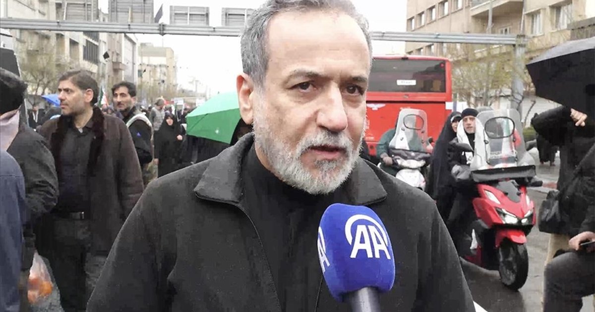 İran Dışişleri Bakanı Erakçi'den Petrol Fiyatları Açıklaması