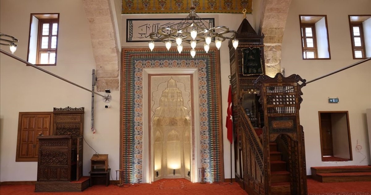 Kahramanmaraş Ulu Cami depremden sonra yeniden ibadete açıldı