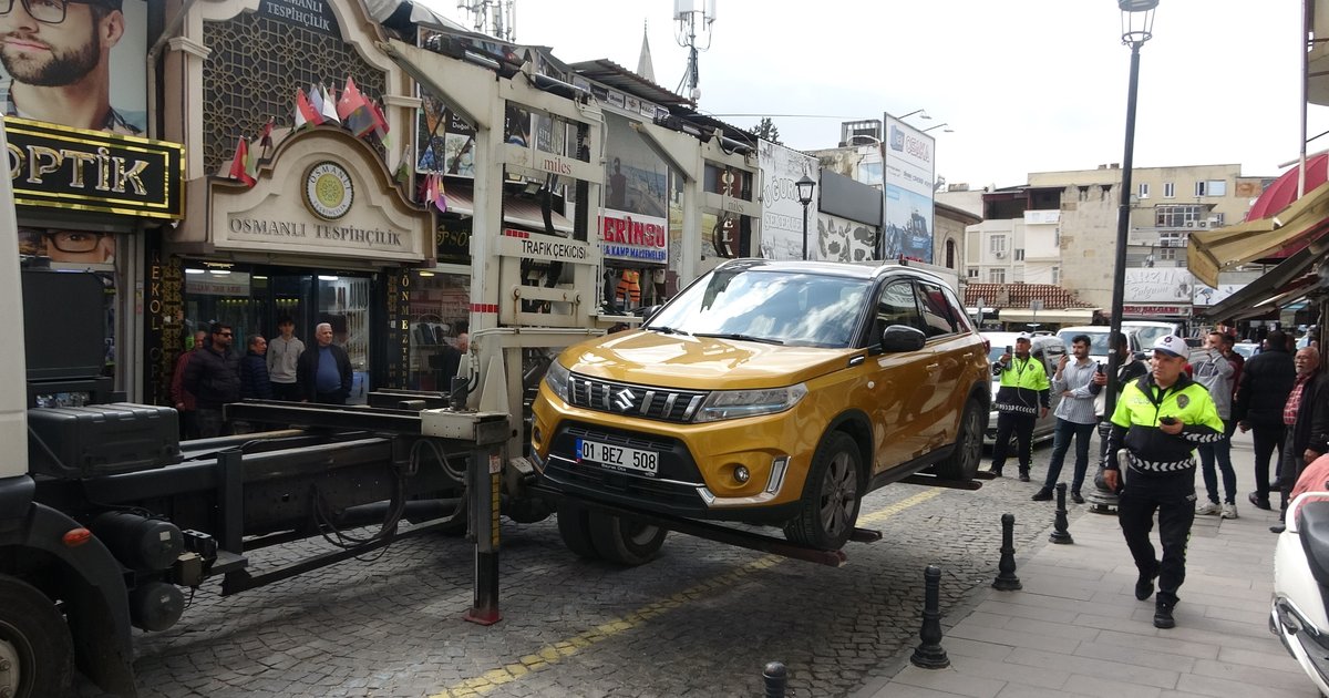 Adana'da Park Yasağına Karşı Denetim: 150 Araca Ceza