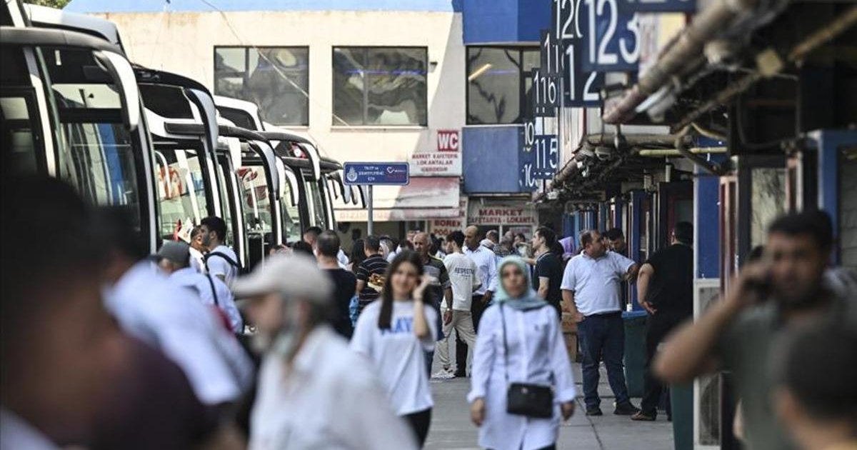 Bakan Uraloğlu'ndan Bayram Yolculukları İçin Ek Sefer Müjdesi