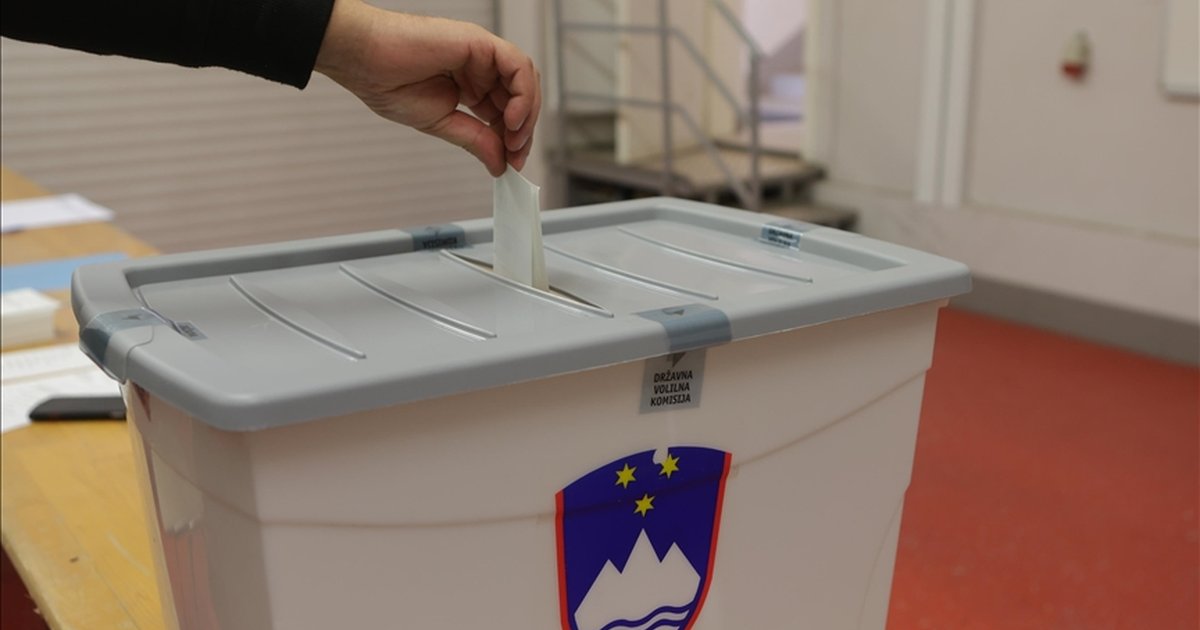 Slovenya'da genel seçimler için oy verme işlemi başladı