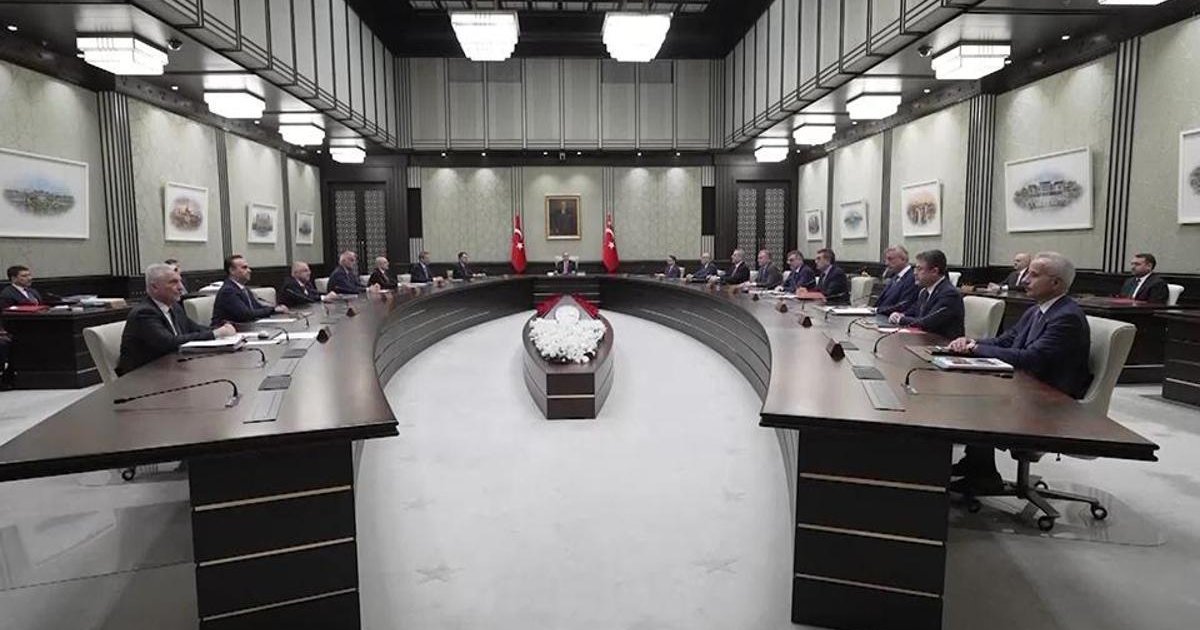 Cumhurbaşkanı Erdoğan'dan kritik toplantı: Gündemde neler var?