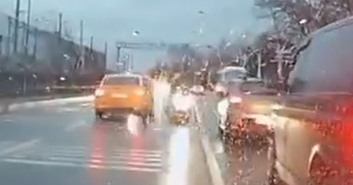 Trafikte terör estiren sürücü yakalandı, ehliyeti alındı