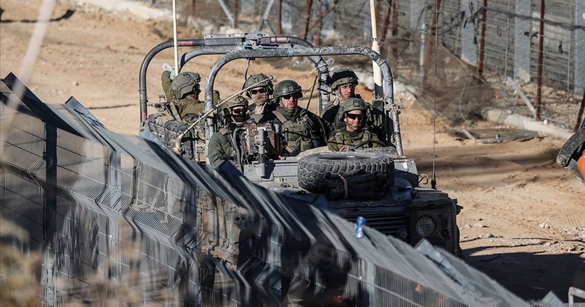 İsrail hükümeti orduya 400 bin yedek askeri silah altına alma izni verdi