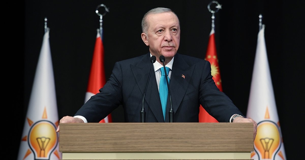 Erdoğan: Türkiye'ye diz çöktüremeyecekler