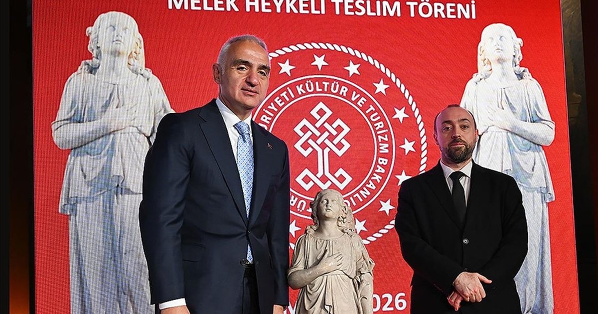 Bakan Ersoy'dan Melek Heykeli Adımı