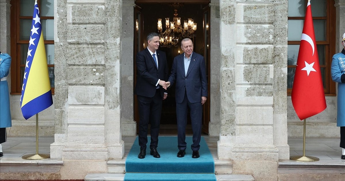 Cumhurbaşkanı Erdoğan, Bosna Hersek Devlet Başkanlığı Konseyi Başkanı Becirovic'i karşıladı