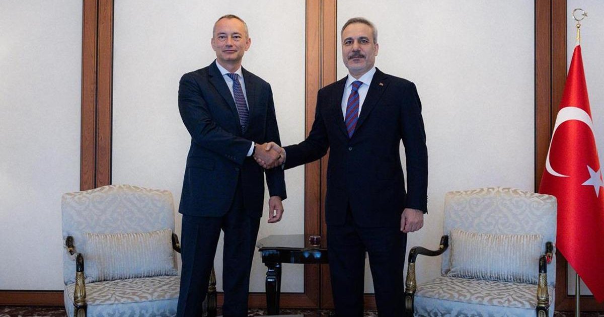 Bakan Fidan, Mladenov'u kabul etti