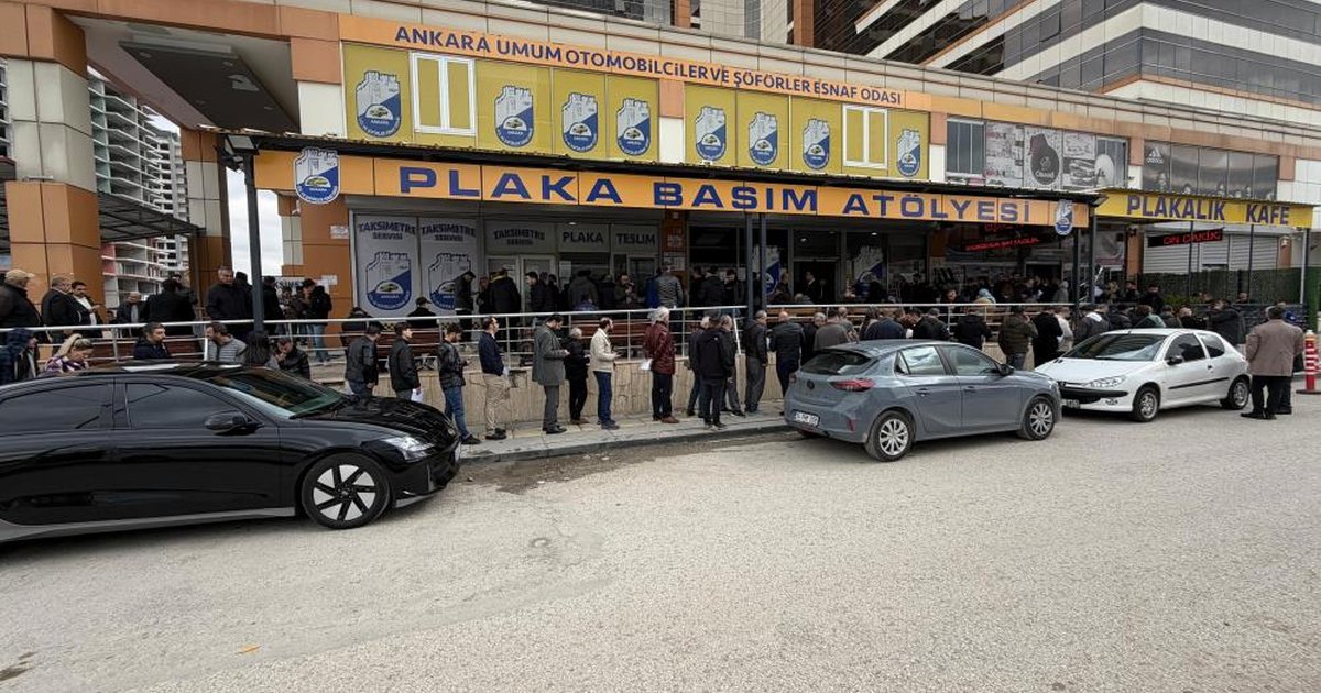 APP Plaka Değişimi Son Gün Yoğunluğu