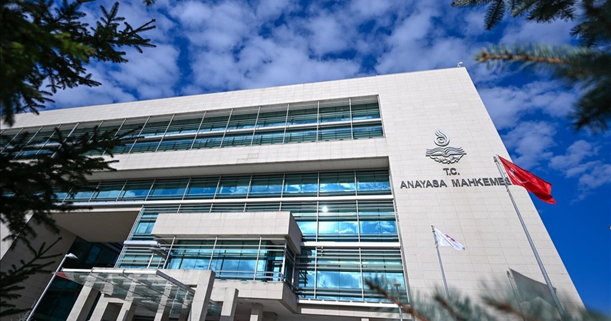 AYM, isim değişikliği kuralını iptal etti