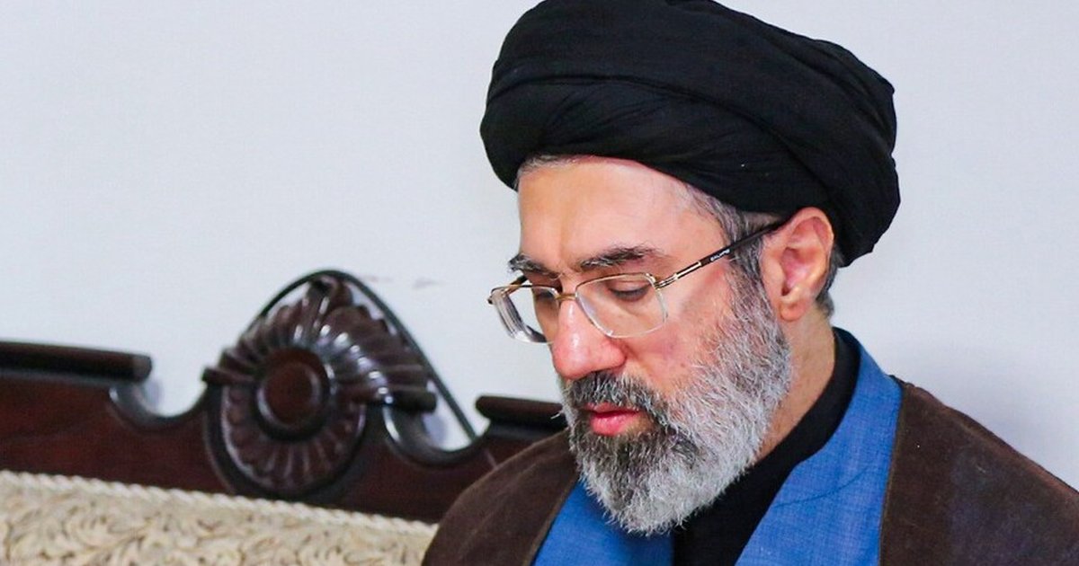 İran Lideri Hamaney'in Sağlık Durumu Sorgulanıyor