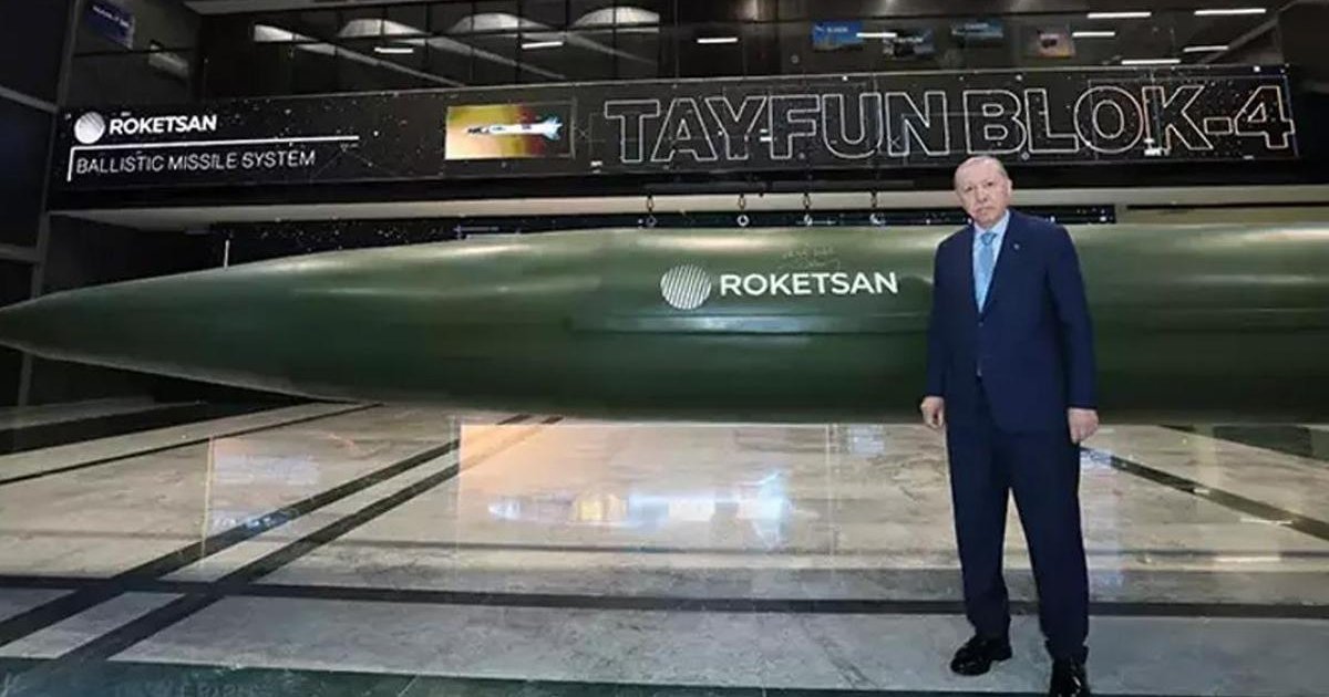 Cumhurbaşkanı Erdoğan'dan Tayfun Blok-4 füzesine imza