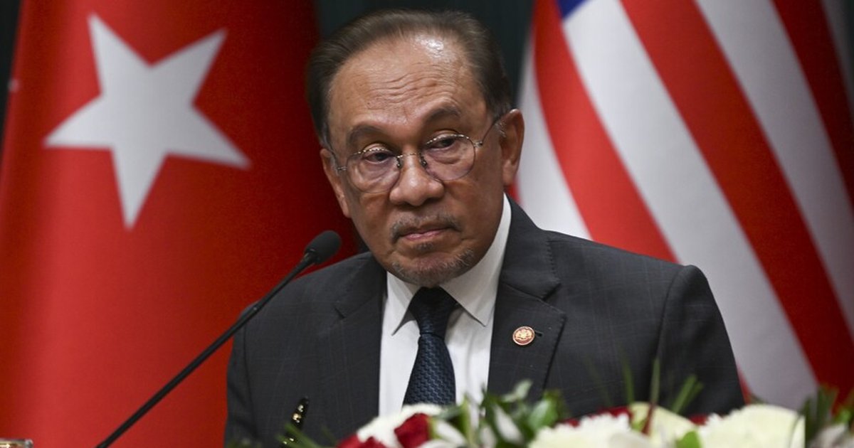 Malezya Başbakanı Enver'den Türkiye'nin istikrar rolüne vurgu