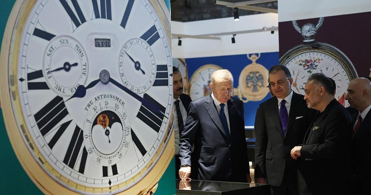 Cumhurbaşkanı Erdoğan'dan Cep Saatleri Sergisine Ziyaret