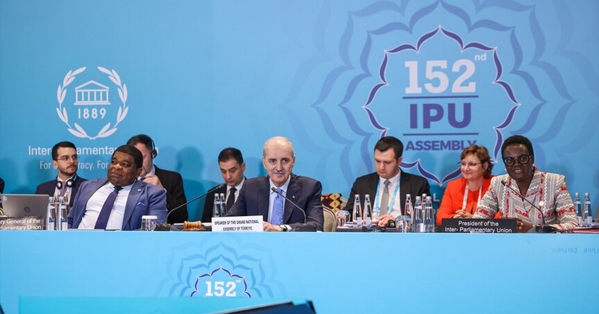 TBMM Başkanı Kurtulmuş: Yeni fikirler geliştirmek bizim sorumluluğumuz