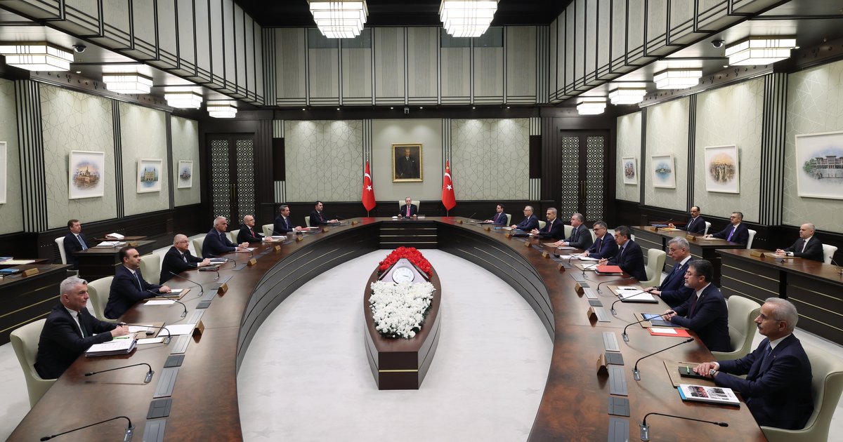 Kabine yarın toplanıyor: Ekonomi ve terör gündemde