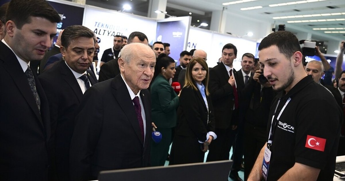 MHP Genel Başkanı Bahçeli, Teknoloji Festivalını Ziyaret Etti