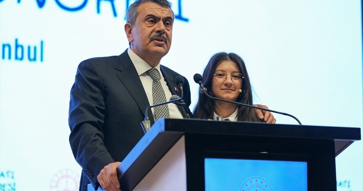 Bakan Tekin'den okuma kültürü çağrısı