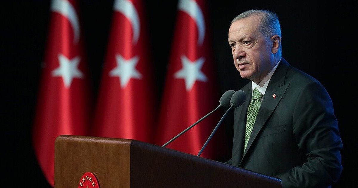 Cumhurbaşkanı Erdoğan: Necip Fazıl Kısakürek'i rahmetle yad ediyorum