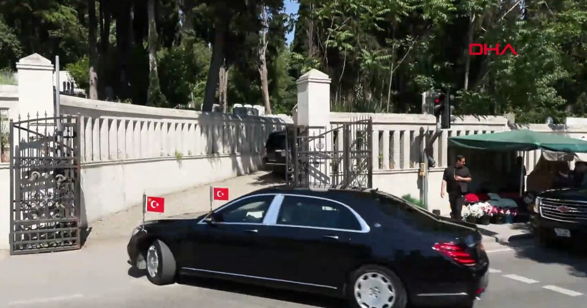 Cumhurbaşkanı Erdoğan'dan Kurban Bayramı Arifesinde Kabir Ziyareti