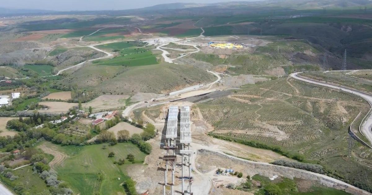 Bakan Uraloğlu: 42 İli Bağlayacak Proje İlerliyor