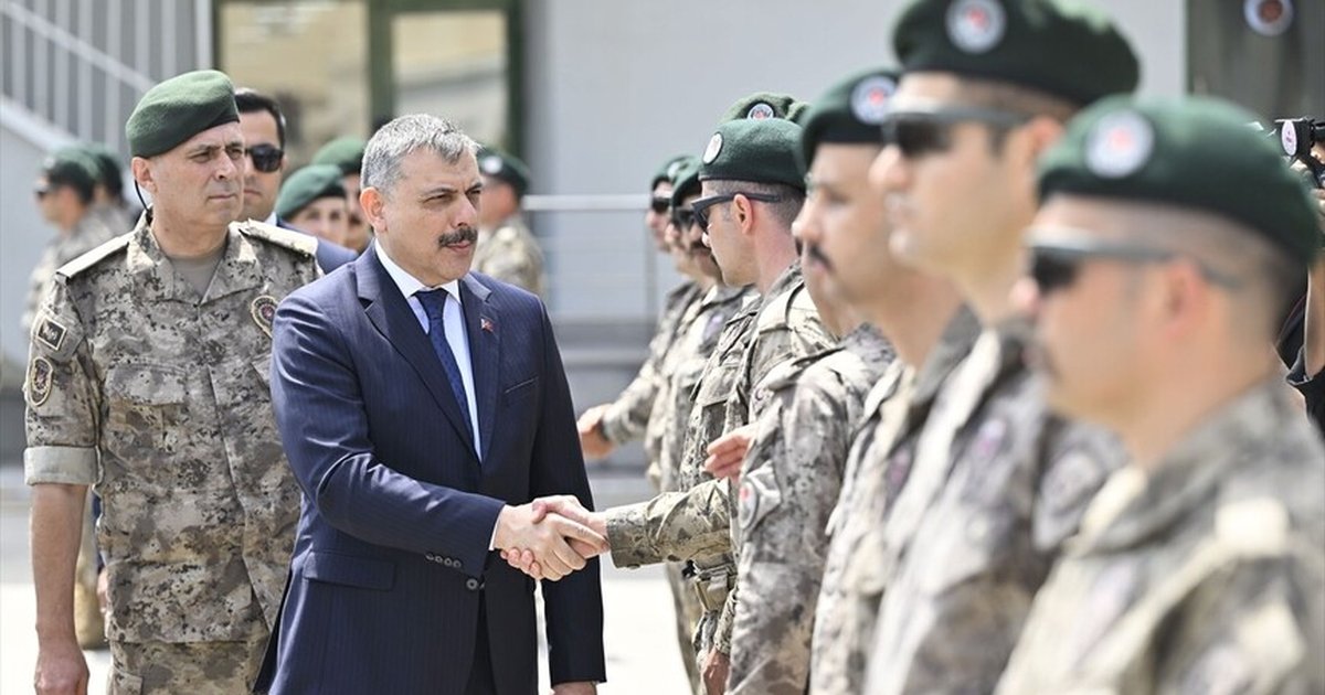 İçişleri Bakanı Çiftçi, Özel Harekat Başkanlığını ziyaret etti