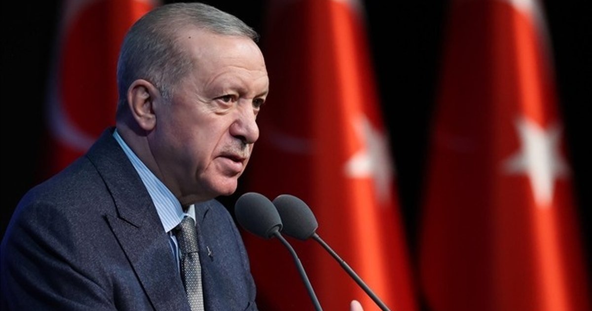 Cumhurbaşkanı Erdoğan'dan edebiyat dünyasına saygı